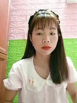 AmyLinee01 online show from 06/30/26, 11:43