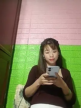AmyLinee01 online show from 05/21/26, 05:21