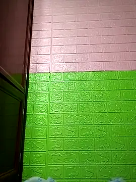 AmyLinee01 online show from 04/29/26, 05:30