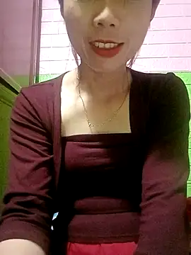 AmyLinee01 online show from 04/11/26, 08:18