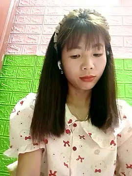 AmyLinee01 online show from 06/11/26, 06:38