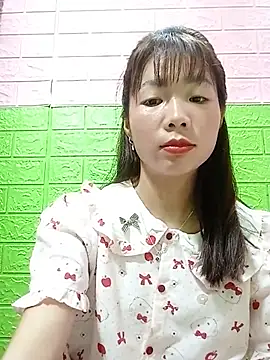 AmyLinee01 online show from 06/26/26, 12:16