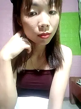 AmyLinee01 online show from 03/29/26, 06:20