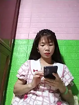 AmyLinee01 online show from 06/07/26, 09:31