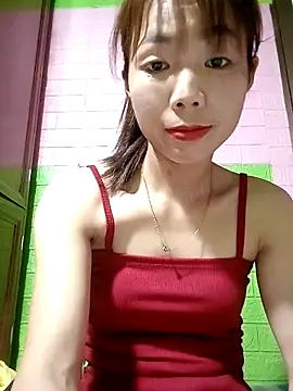 AmyLinee01 online show from 04/15/26, 05:35