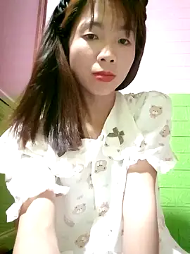 AmyLinee01 online show from 04/30/26, 05:36