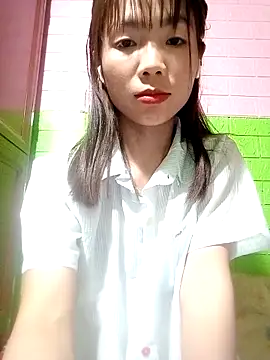 AmyLinee01 online show from 05/09/26, 06:00