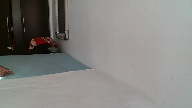 Snapshot of Lucia-boobs chatting on 04/05/26, 01:07 Lucia-boobs online show from 04/05/26, 01:07