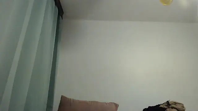 Lucia-boobs online show from 07/12/26, 03:35