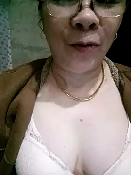 Snapshot of Funsexy1 chatting on 03/23/26, 02:33 Funsexy1 online show from 03/23/26, 02:33