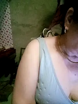 Snapshot of Funsexy1 chatting on 04/12/26, 10:18 Funsexy1 online show from 04/12/26, 10:18