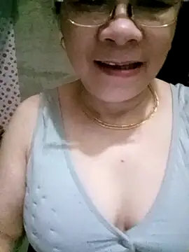 Snapshot of Funsexy1 chatting on 04/11/26, 10:13 Funsexy1 online show from 04/11/26, 10:13