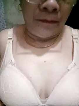 Snapshot of Funsexy1 chatting on 03/30/26, 02:24 Funsexy1 online show from 03/30/26, 02:24