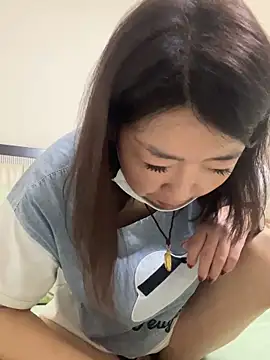 Snapshot of lululove66 chatting on 03/28/26, 07:20 lululove66 online show from 03/28/26, 07:20