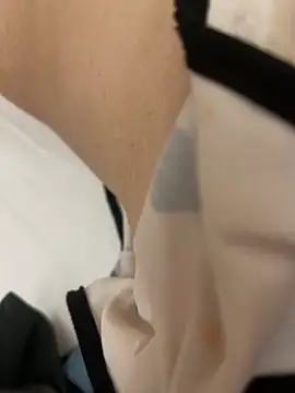 Snapshot of lululove66 chatting on 04/07/26, 09:49 lululove66 online show from 04/07/26, 09:49