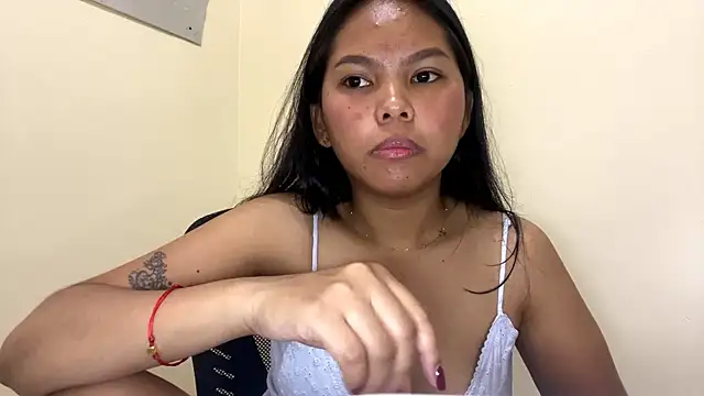 Snapshot of CorrinaThach chatting on 03/27/26, 02:42 CorrinaThach online show from 03/27/26, 02:42