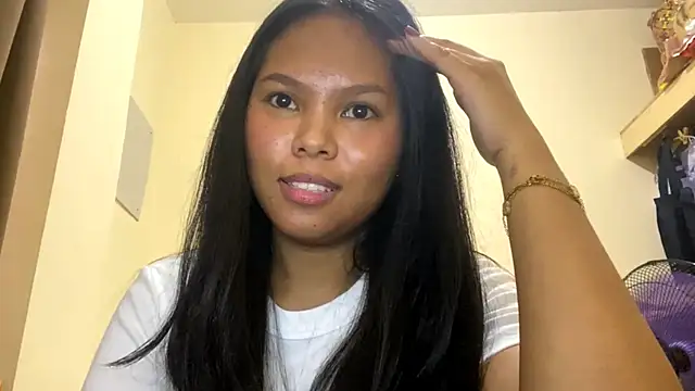 Snapshot of CorrinaThach chatting on 03/23/26, 02:33 CorrinaThach online show from 03/23/26, 02:33