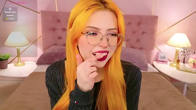 Bella Cloud online show from 04/09/26, 09:32