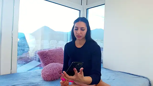 Snapshot of AngelicFox chatting on 03/27/26, 02:51 AngelicFox online show from 03/27/26, 02:51