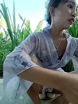 Ruby Lucy online show from 05/25/26, 11:03