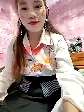 Snapshot of Ruby_Lucy chatting on 03/23/26, 12:11 Ruby Lucy online show from 03/23/26, 12:11