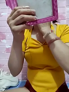 Snapshot of Ruby_Lucy chatting on 03/23/26, 01:22 Ruby Lucy online show from 03/23/26, 01:22