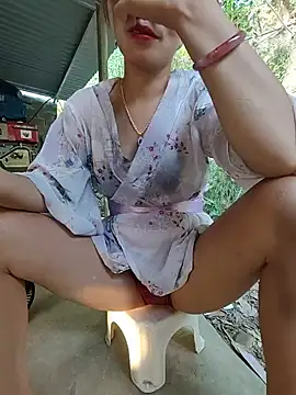 Ruby Lucy online show from 05/26/26, 11:08