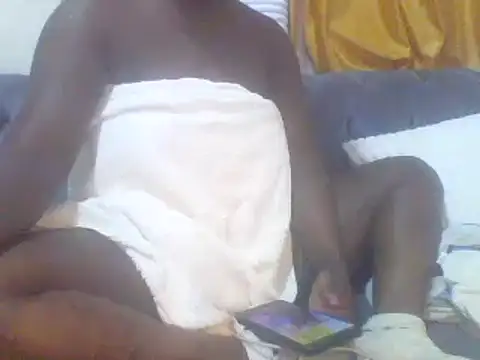 Snapshot of Likhona02 chatting on 04/11/26, 09:29 Likhona02 online show from 04/11/26, 09:29