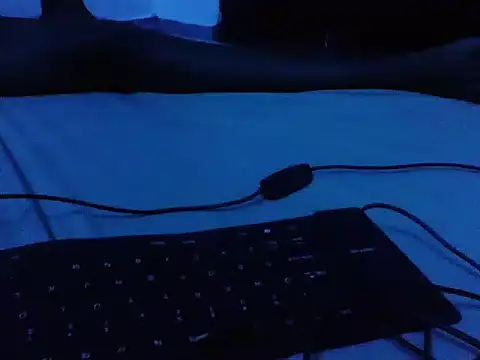 Tiny2453 online show from 03/21/26, 08:46