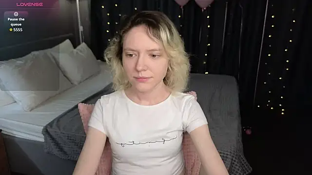 Snapshot of HottoKori chatting on 04/05/26, 05:36 HottoKori online show from 04/05/26, 05:36