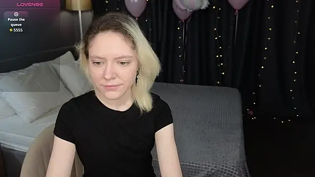 Snapshot of HottoKori chatting on 03/28/26, 05:41 HottoKori online show from 03/28/26, 05:41