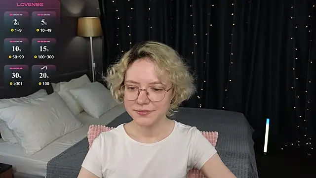 Snapshot of HottoKori chatting on 07/10/26, 05:40 HottoKori online show from 07/10/26, 05:40