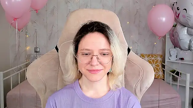 Snapshot of HottoKori chatting on 04/03/26, 05:36 HottoKori online show from 04/03/26, 05:36