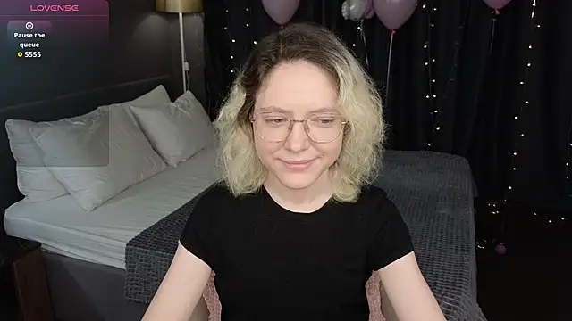 Snapshot of HottoKori chatting on 03/31/26, 05:42 HottoKori online show from 03/31/26, 05:42