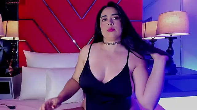 Sofia-Venegas online show from 04/24/26, 12:51