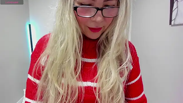 Snapshot of Perlaa-sweett chatting on 07/01/26, 01:11 Perlaa-sweett online show from 07/01/26, 01:11