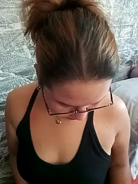 Amazingurlx online show from 04/03/26, 05:14