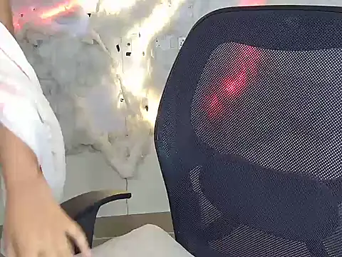 Preety Baby online show from 04/08/26, 02:18