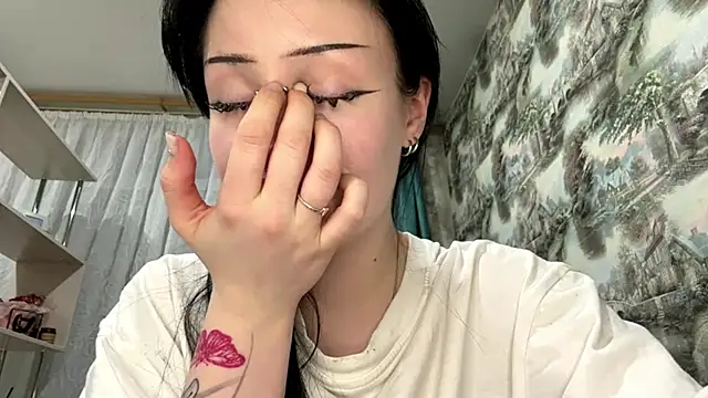 Snapshot of YoursinGoddes chatting on 03/25/26, 08:19 YoursinGoddes online show from 03/25/26, 08:19