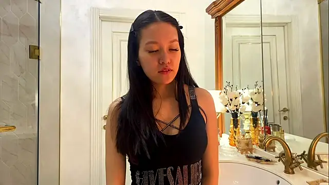 Snapshot of ayanovae chatting on 03/26/26, 06:00 ayanovae online show from 03/26/26, 06:00