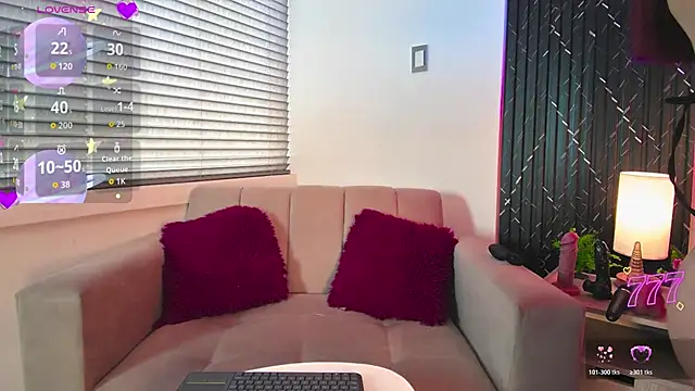 aurora petitee online show from 04/30/26, 01:29