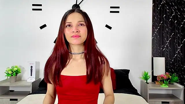 Snapshot of aurora_petitee chatting on 03/27/26, 12:28 aurora petitee online show from 03/27/26, 12:28