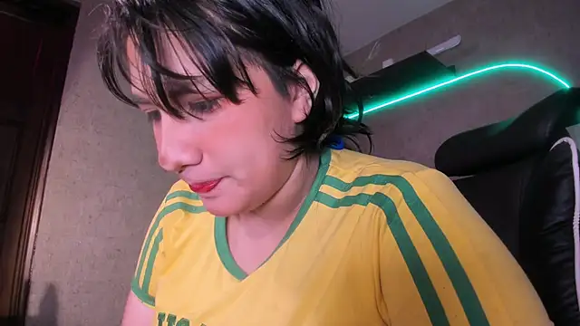 Carmillaa online show from 04/01/26, 10:28