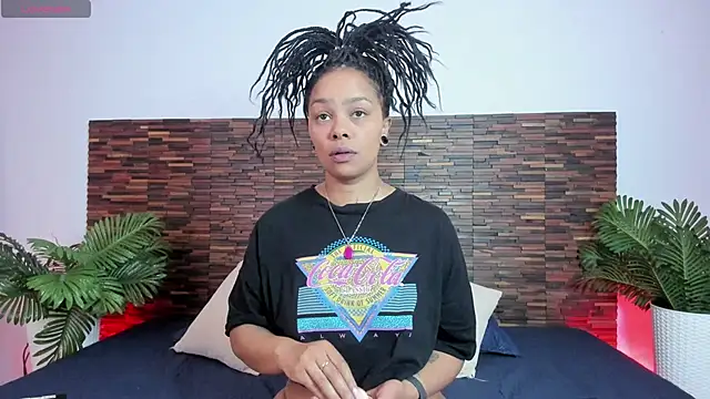 andreazoe online show from 04/14/26, 02:33