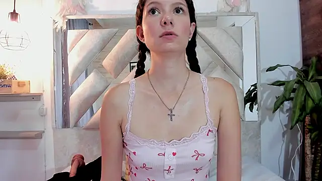 sofy bonnet1 online show from 05/10/26, 01:14