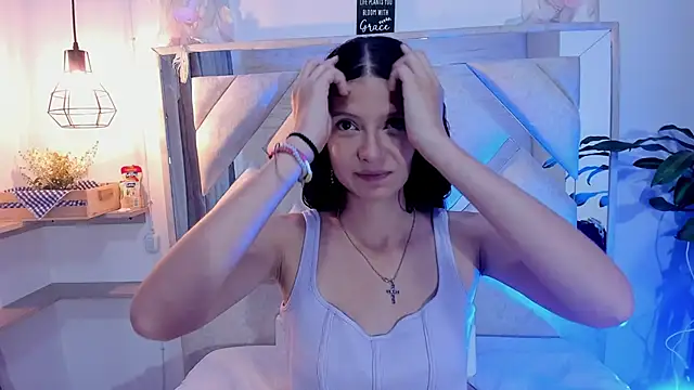 sofy bonnet1 online show from 05/14/26, 11:29