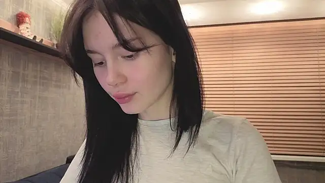 SweetieWink online show from 04/10/26, 11:12