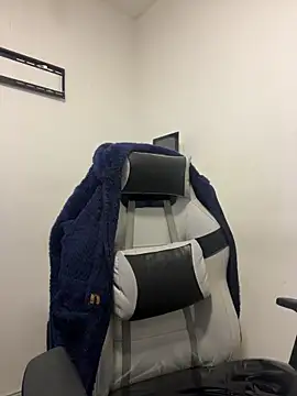 MiaHotboobs online show from 03/31/26, 09:28