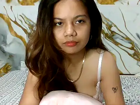 Snapshot of deseyy chatting on 04/22/26, 02:46 deseyy online show from 04/22/26, 02:46