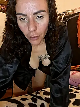 chiquitilla41 online show from 05/21/26, 11:57